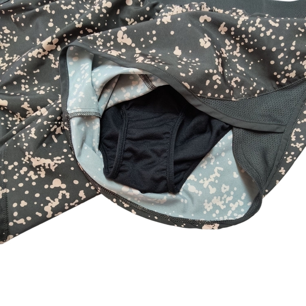Under Armour Heatgear Running Shorts Size M - Picture 3 of 8